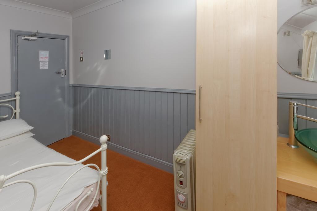 كْليثوربس Mallowview Bed And Breakfast المظهر الخارجي الصورة